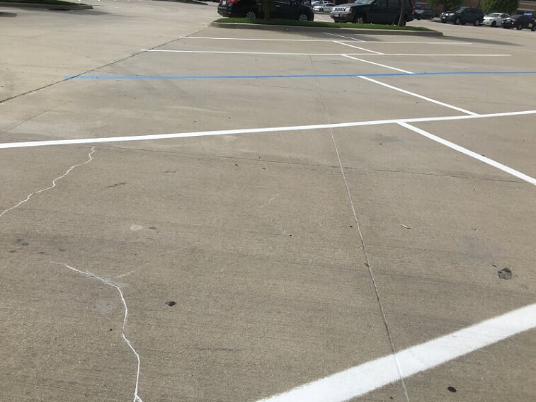 Parking lot striping in Grapevine, Texas